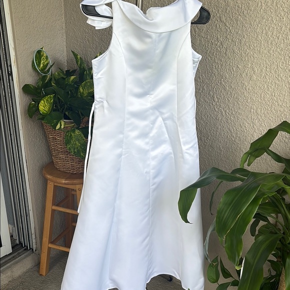 Charming White Kids Formal Dress with Bow Accent - Picture 12 of 16